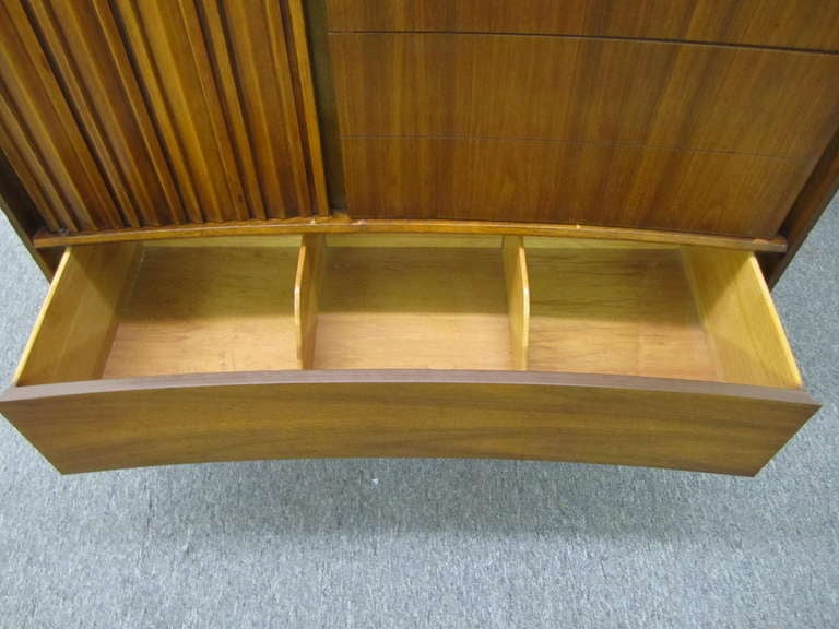 Mid-20th Century Mid-century Modern Curved Front Tall Dresser Signed Strata Unagusta