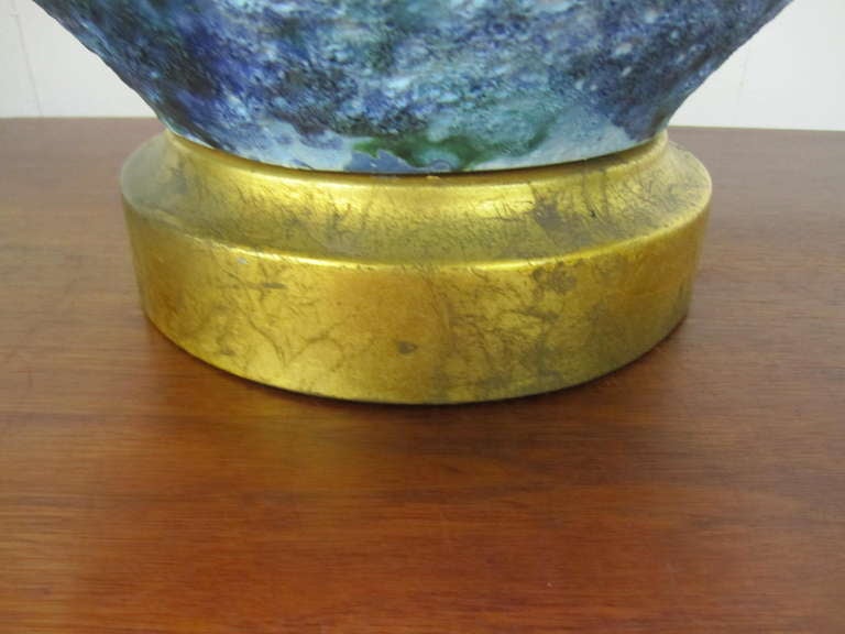 Mid-Century Modern Jolie paire de lampes à glaçure turquoise émaillée de lave mi-siècle moderne en vente