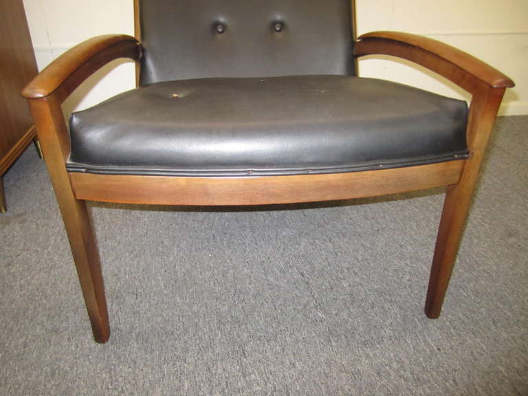 Mid-Century Modern Rare Parallel Chair and Ottoman, Barney Flagg for Drexel 2