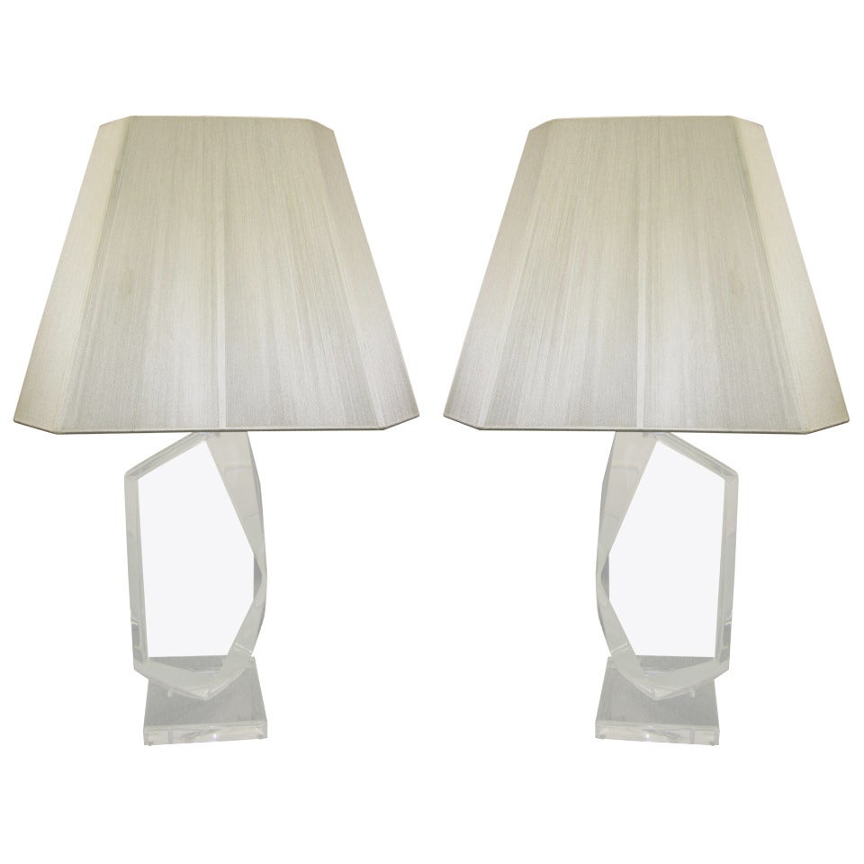 Stunning Pair of Mid-Century Modern, Faceted Lucite Lamps Signed by Van Teal For Sale