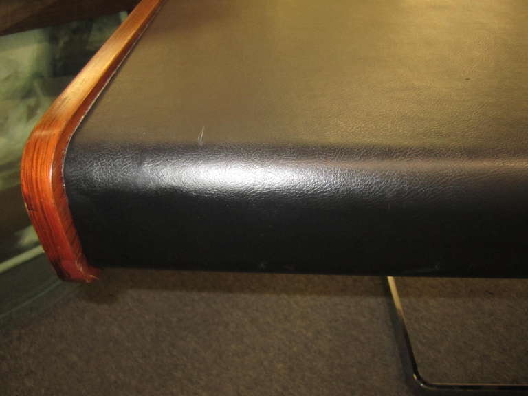 Sleek Ste-Marie and Laurent Mid-Century Modern, Chrome Leather Desk  3