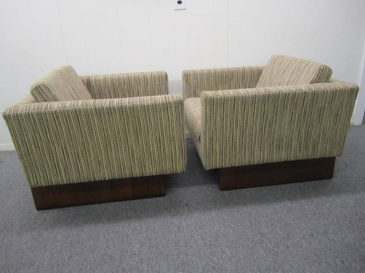 Rare Pair of Signed Harvey Probber Cube Lounge Chairs, Mid-Century Modern In Good Condition For Sale In Pemberton, NJ