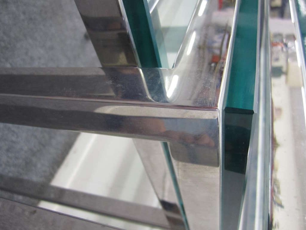 American Set of 3 Milo Baughman Chrome and Glass Nesting Tables Mid-century Modern