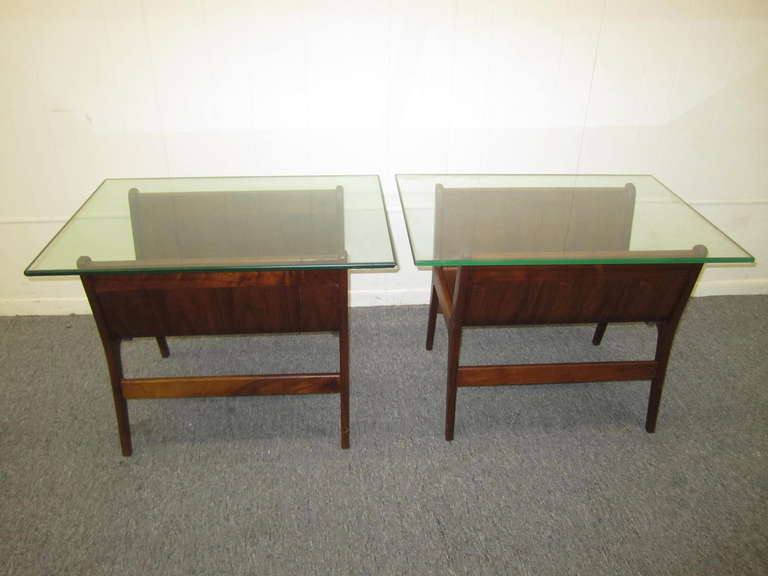 Stylish Pair of Adrian Pearsall Walnut and Glass Side Tables and Magazine Racks