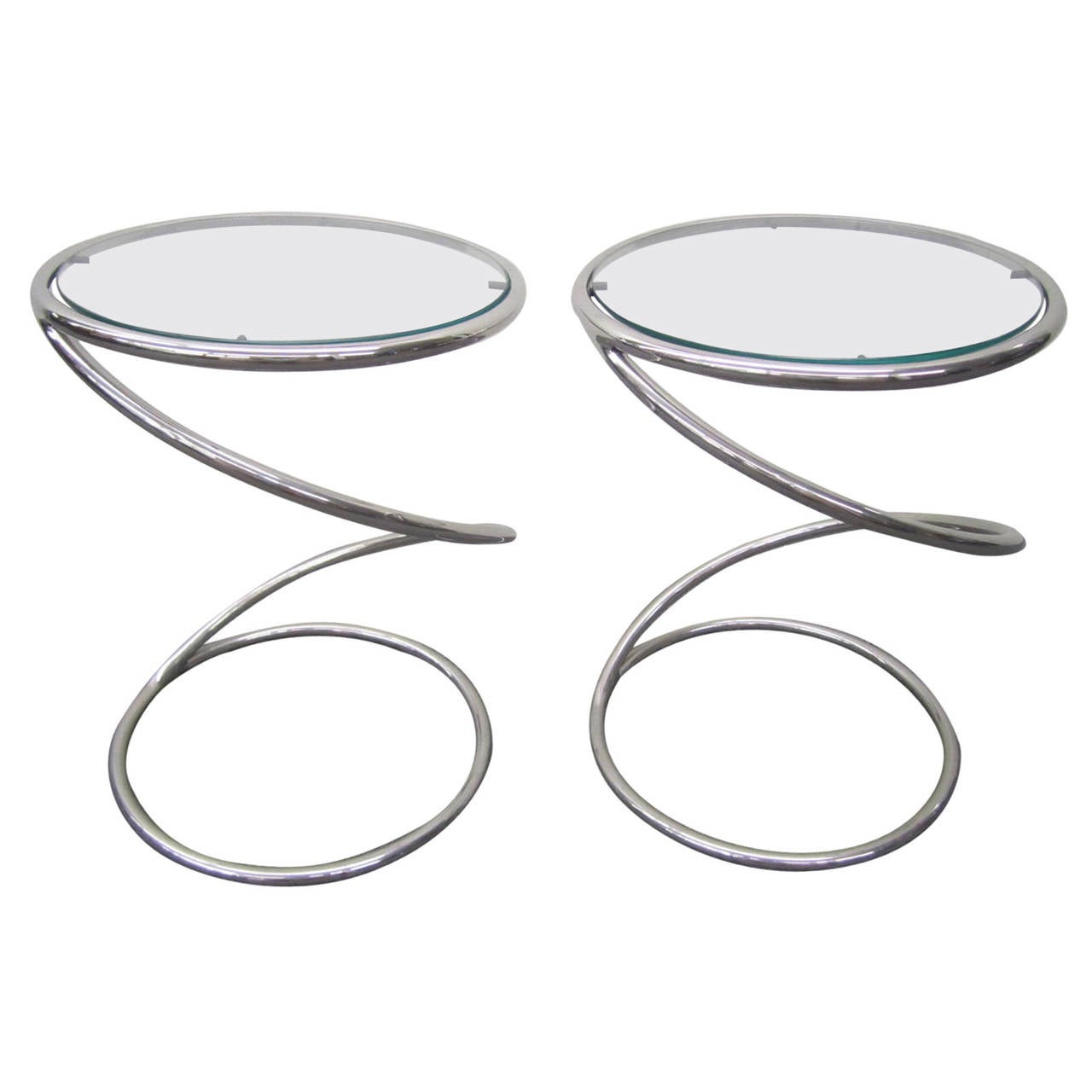 Paire d'étonnantes tables d'appoint Spring de la collection chromée Pace, mi-siècle moderne