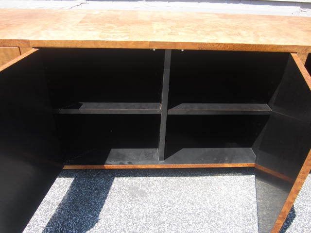 Paul Evans Burled Patchwork Cityscape Credenza Directional In Good Condition In Pemberton, NJ