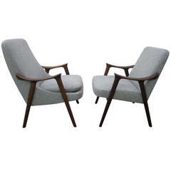 Vintage Outstanding Pair of Danish Modern Rosewood chairs