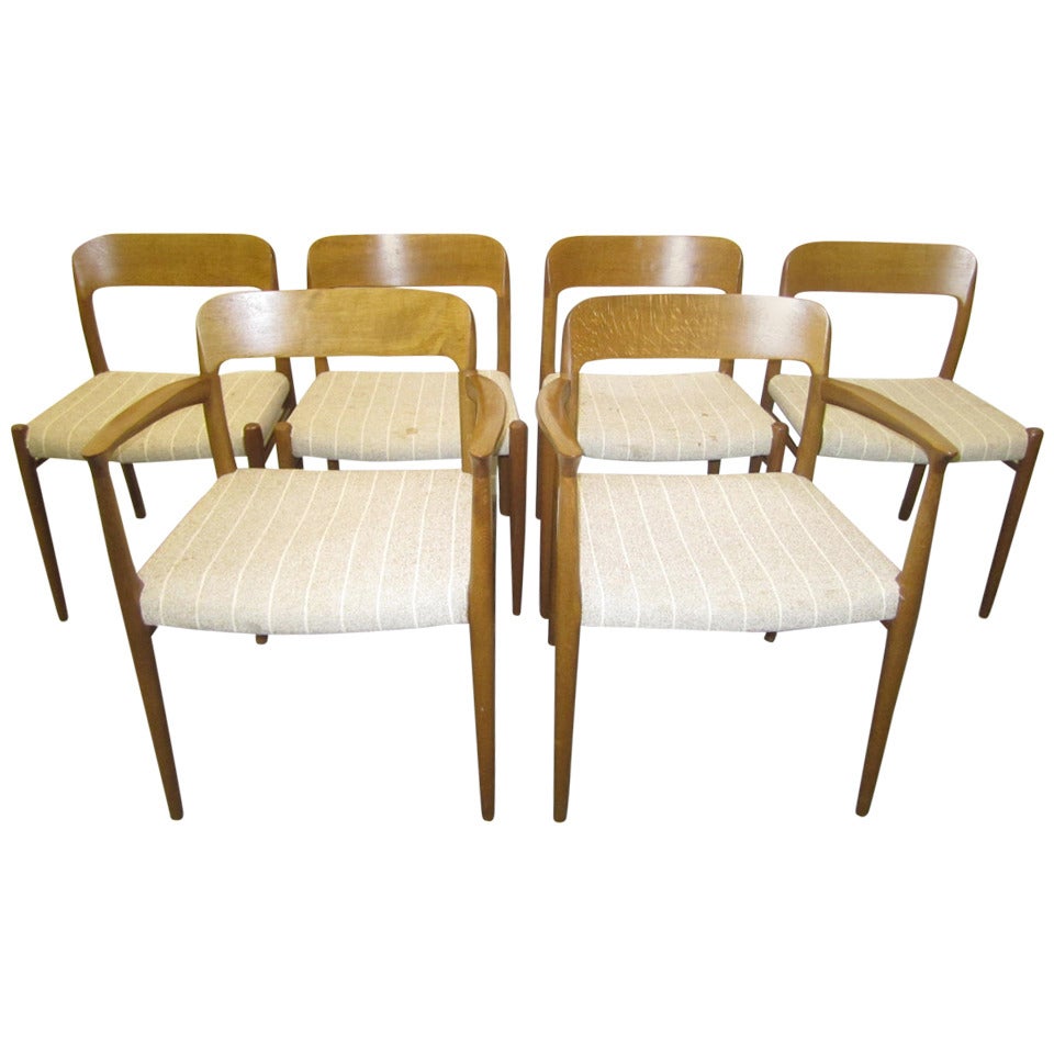 Magnifique ensemble de six chaises de salle à manger danoises en teck de J. L. Moller, de style moderne du milieu du siècle dernier