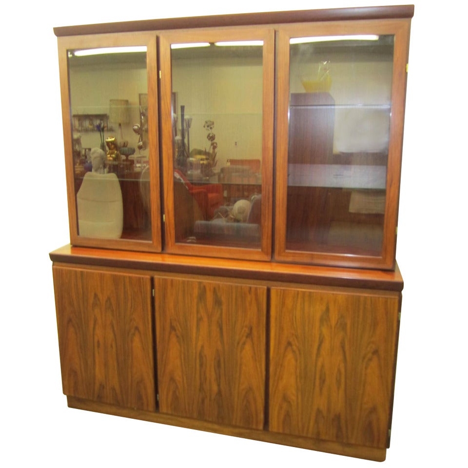 Gorgeous Signed Skovby Rosewood China Cabinet Credenza Danish Modern