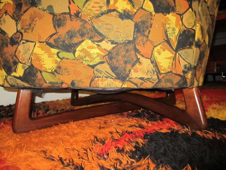 Pair of Adrian Pearsall Sculptural Walnut Lounge Chairs Mid-Century Modern In Good Condition For Sale In Pemberton, NJ