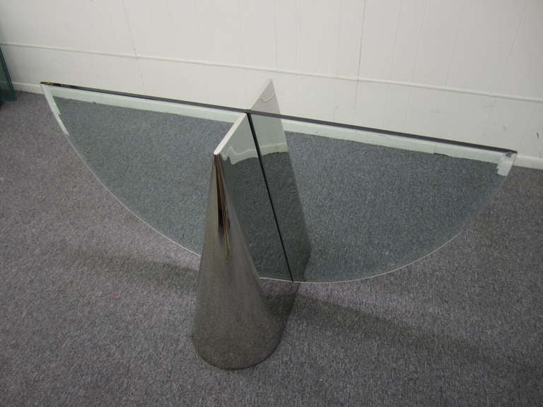 Gorgeous Stainless Steel and Glass Pinnacle Table J.Wade Beam Brueton 3