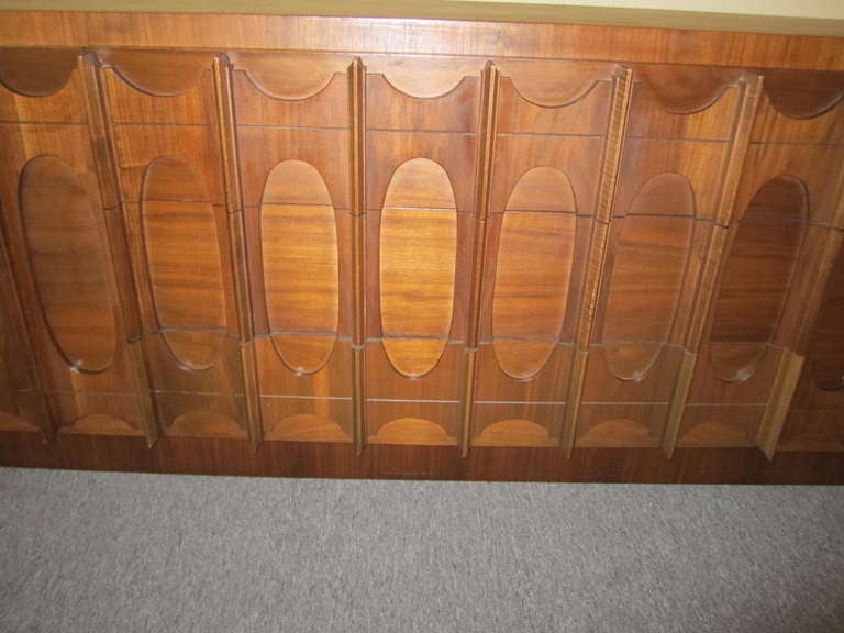 Fantastic Paul Evans Style Brutalist Walnut Credenza Mid-century Modern