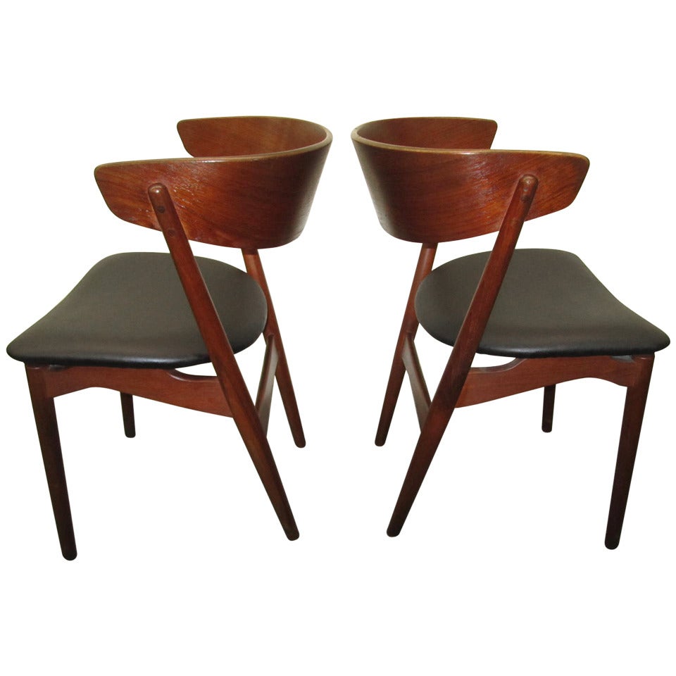 Excellent Pair of Danish Modern Bentwood Teak Dining Chairs For Sale