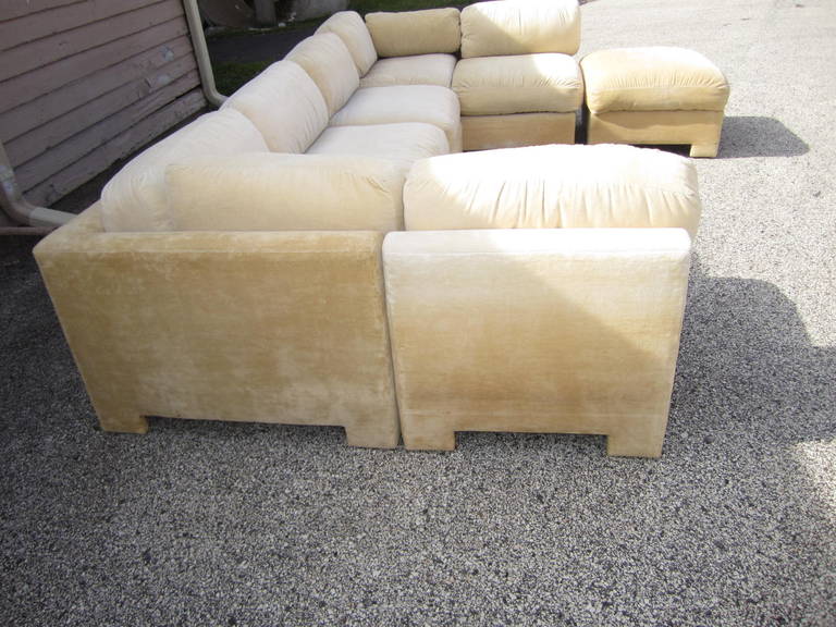 Seven-Piece Milo Baughman Style Directional Sectional Sofa, Mid-Century Modern In Good Condition In Pemberton, NJ