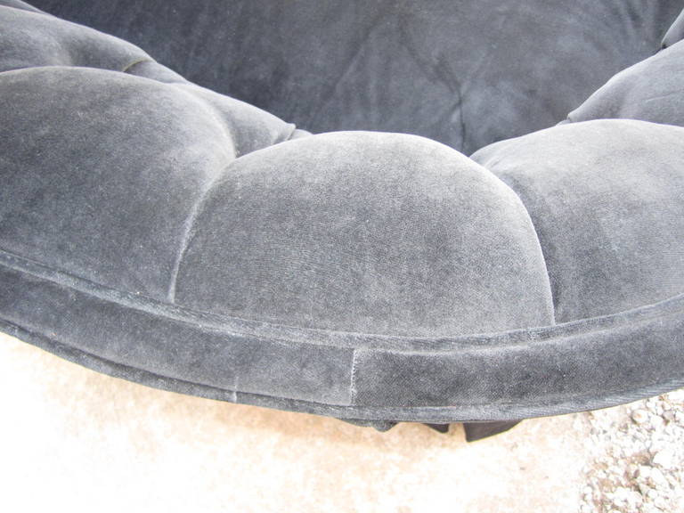 American Spectacular Black Velvet Tufted Crescent-Shaped Curved Sofa, Hollywood Regency