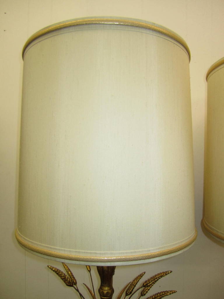 American Lovely Pair Mid-century Modern of Frederick Cooper Sheaf of Wheat Table Lamp