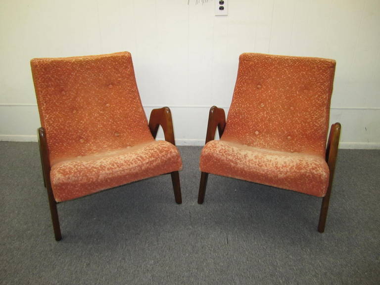 American Excellent Pair of Adrian Pearsall Sculptural Walnut Lounge Chairs, Mid-Century