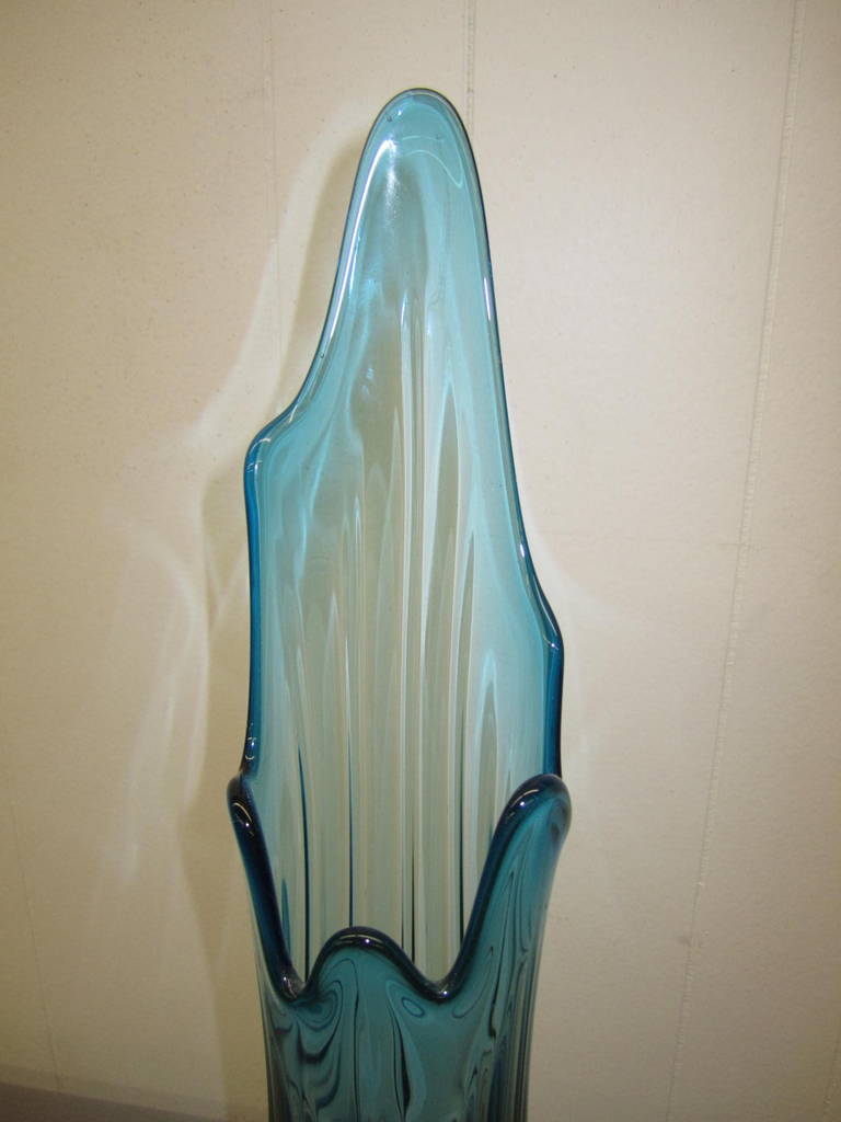 Colorful Turquoise Blue Mid-Century Modern Large Viking Art Glass Vase 1
