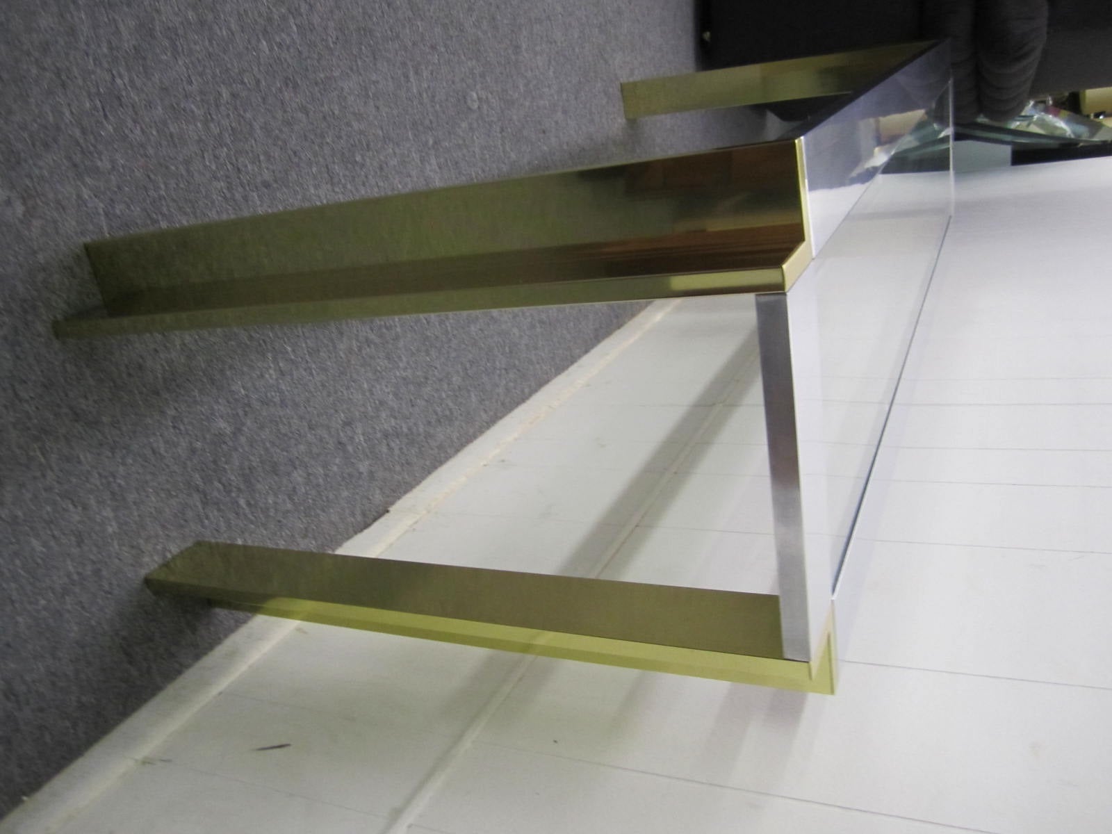 Romeo Rega Brushed Aluminum and Brass Console Table Mid-Century Modern In Good Condition For Sale In Pemberton, NJ