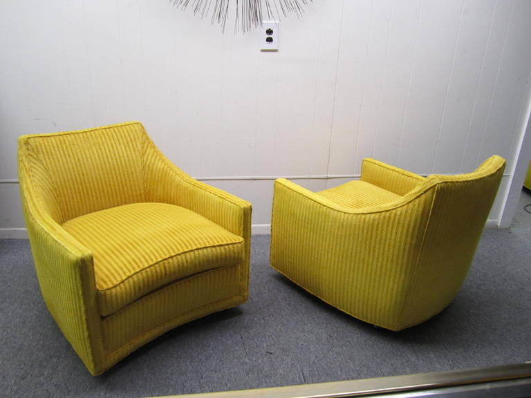 Excellent pair of Harvey Probber style swivel lounge chairs. These chairs came from a home just jam packed full of Probber pieces so I am very sure these are also Probber but they have no labels. I have two pairs of them so use them to create a cozy