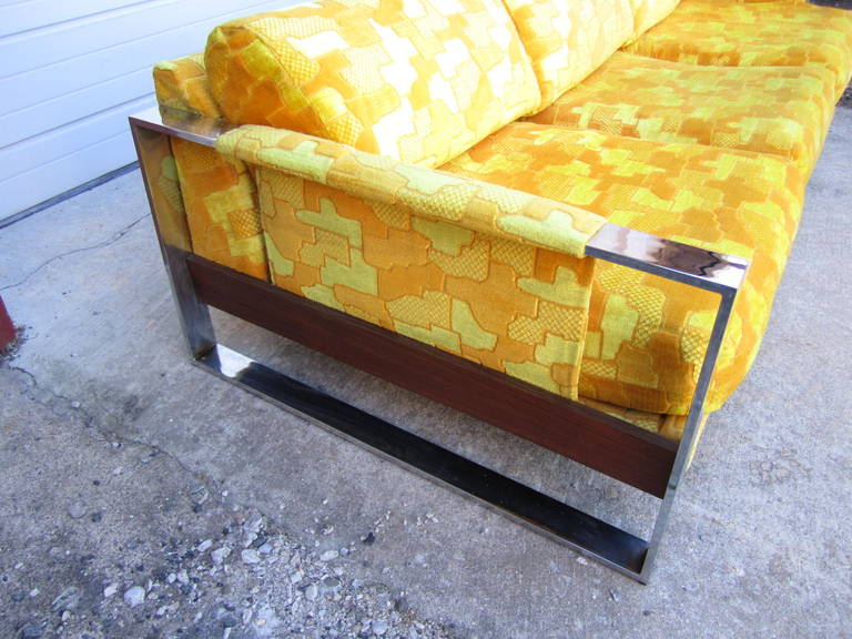 Gorgeous Wide Chrome Band Sofa Mid-century Modern In Good Condition For Sale In Pemberton, NJ