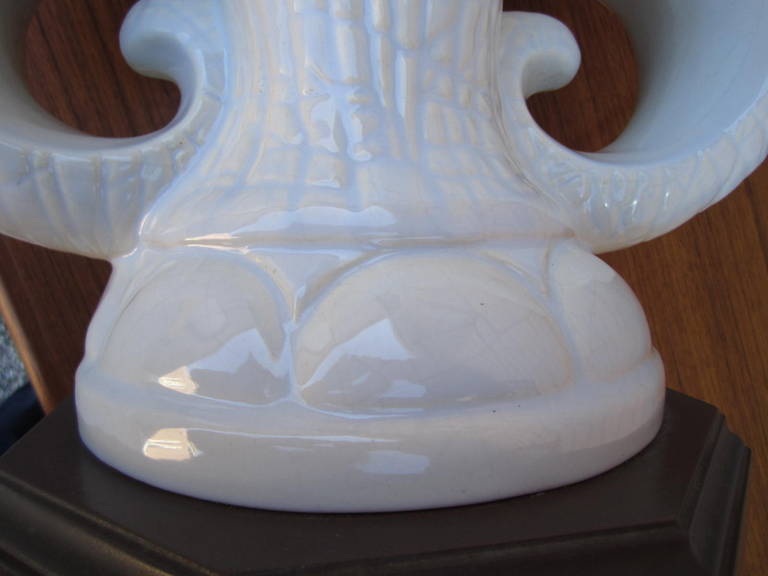 Pair of Exotic Regency Modern White Ceramic Double Elephant Lamp In Excellent Condition In Pemberton, NJ