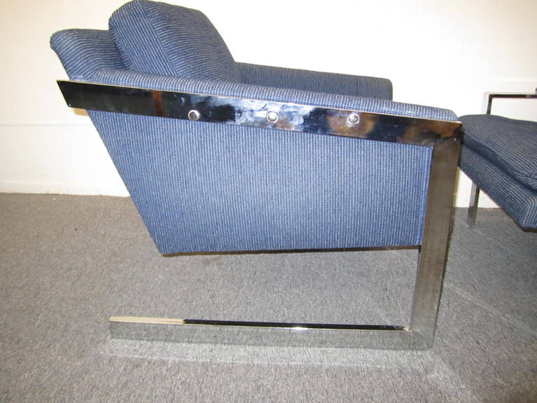 Milo Baughman-Sessel im Stil von Milo Baughman, nicht aufeinander abgestimmte, verchromte Loungesessel im Angebot 3