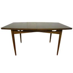 Gorgeous American of Martinsville Walnut Dining Table Mid-century Modern