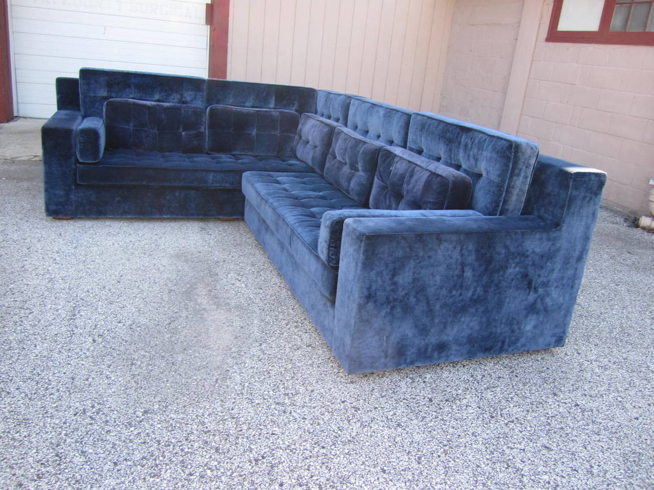 Stunning Large-Scale Harvey Probber Style Shelter Sectional Sofa, Mid-Century  For Sale 2