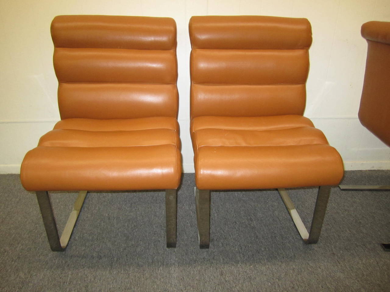 Set of Eight Mariani Laguna Leather and Chrome Pace Collection Dining