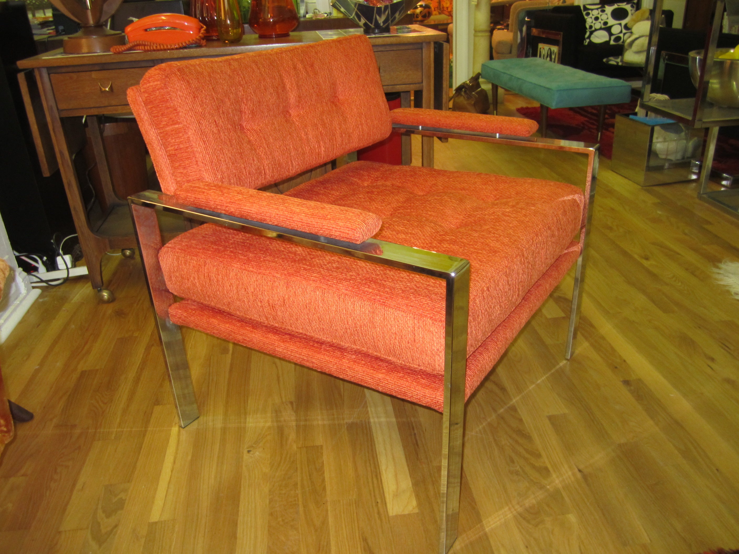 Ungewöhnlicher orangefarbener Chrom-Loungesessel, Mid-Century Modern