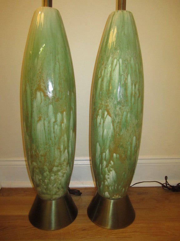Amazing Pair of Tall Slender Ceramic Drip Glaze Lamps, Midcentury In Good Condition In Pemberton, NJ