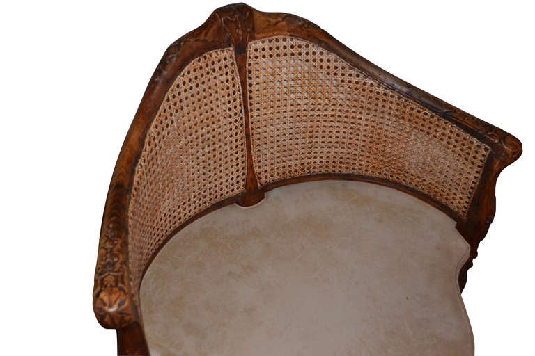 French 18th Century Walnut Corner Cane Chair For Sale 1
