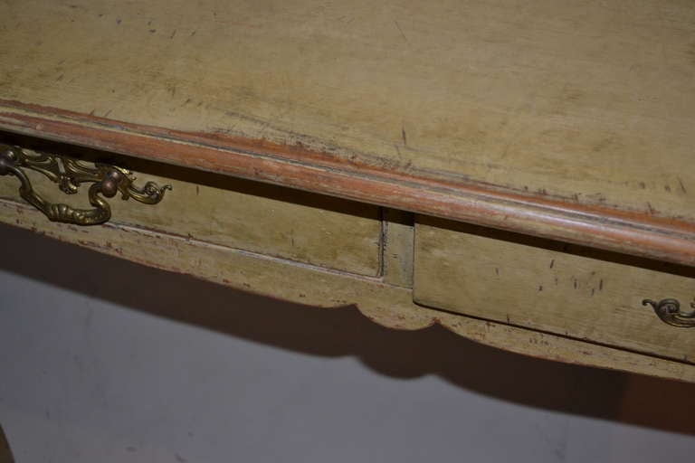 Swedish Yellow Desk 1