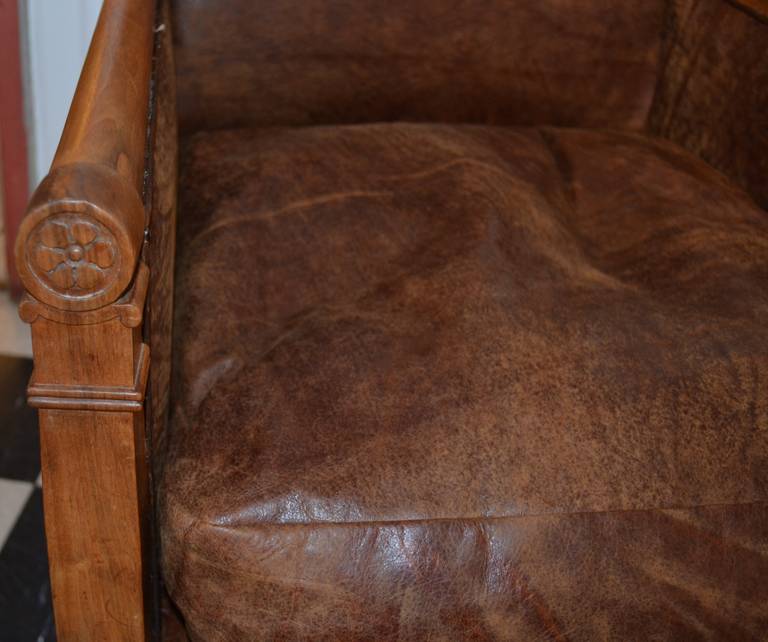 19th Century Pair of Art Noveau Leather Chairs In Excellent Condition In Haddonfield, NJ