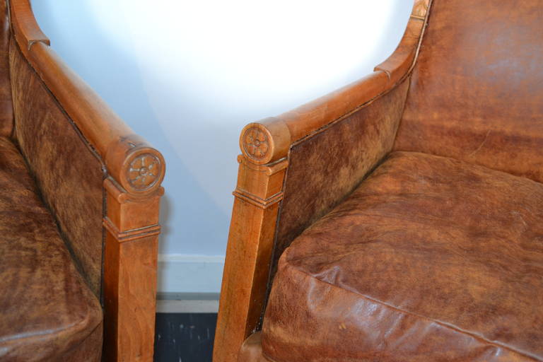 19th Century Pair of Art Noveau Leather Chairs 3