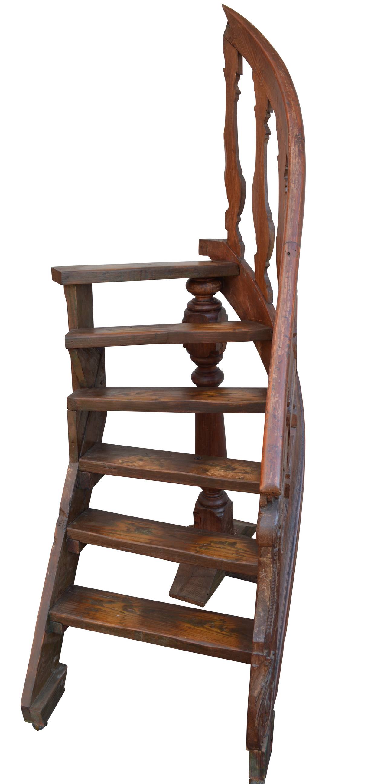 European Library Ladder, Partial, 18th Century In Good Condition In Haddonfield, NJ