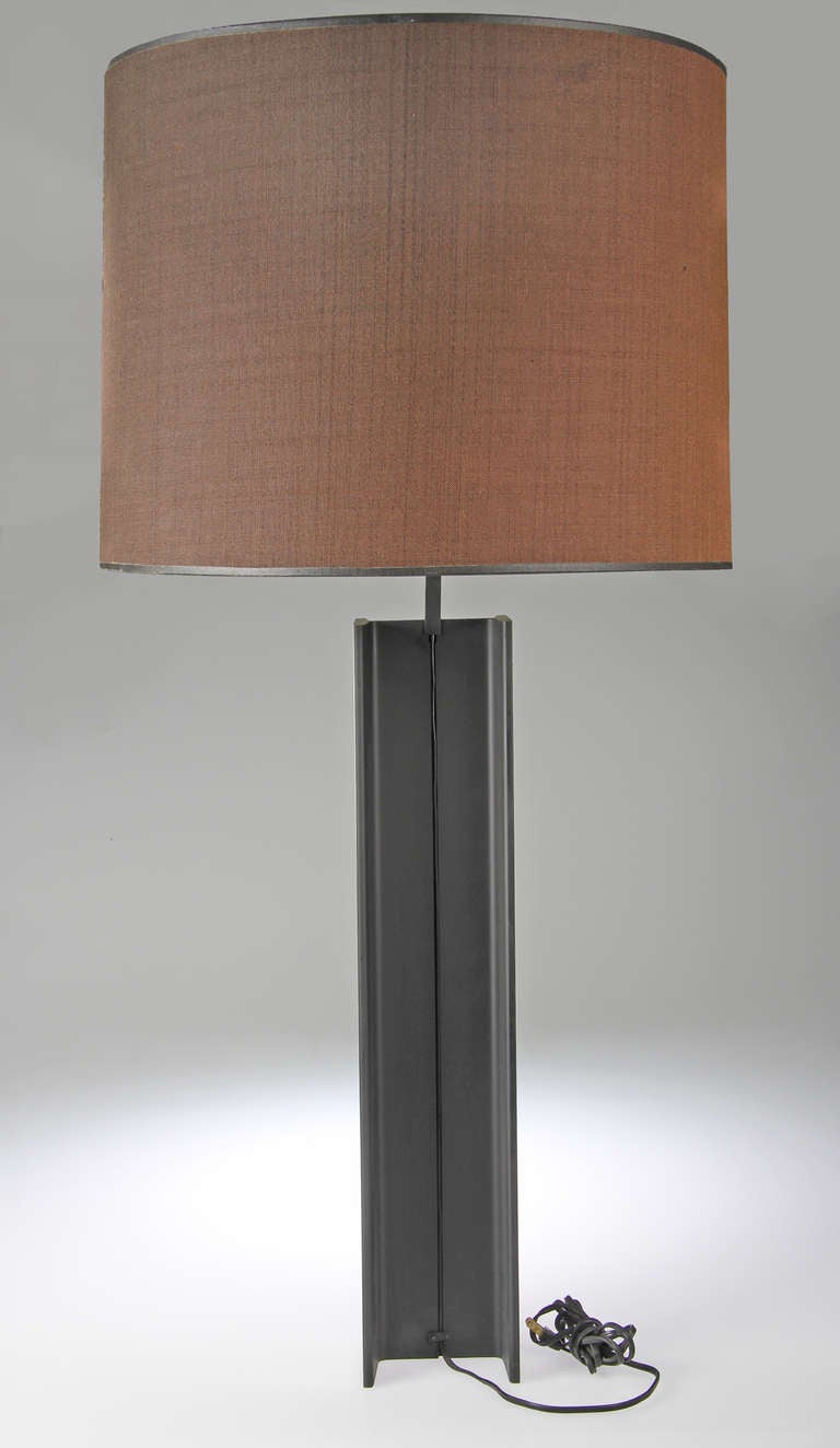 A modern I-beam lamp by Laurel, having the form of a steel girder.
Shown with its original Shade.
The measurement of the girder itself is 24.00