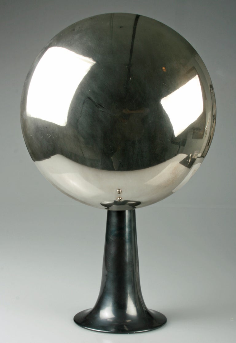 Vintage Parabolic Wick Lamp, A Magnifying Appartus In Excellent Condition In Chicago, IL