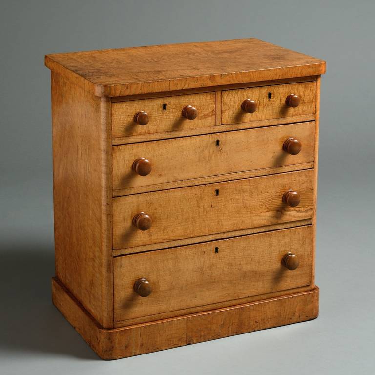 Small William IV Chest of Drawers