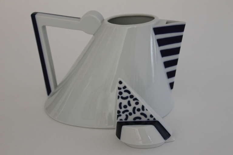 Japanese Memphis Era Teapot by Kato Kogeii for Studio 99 Delta Japan