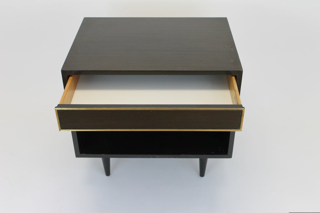 Mid-Century Modern Harvey Probber small side table with drawer