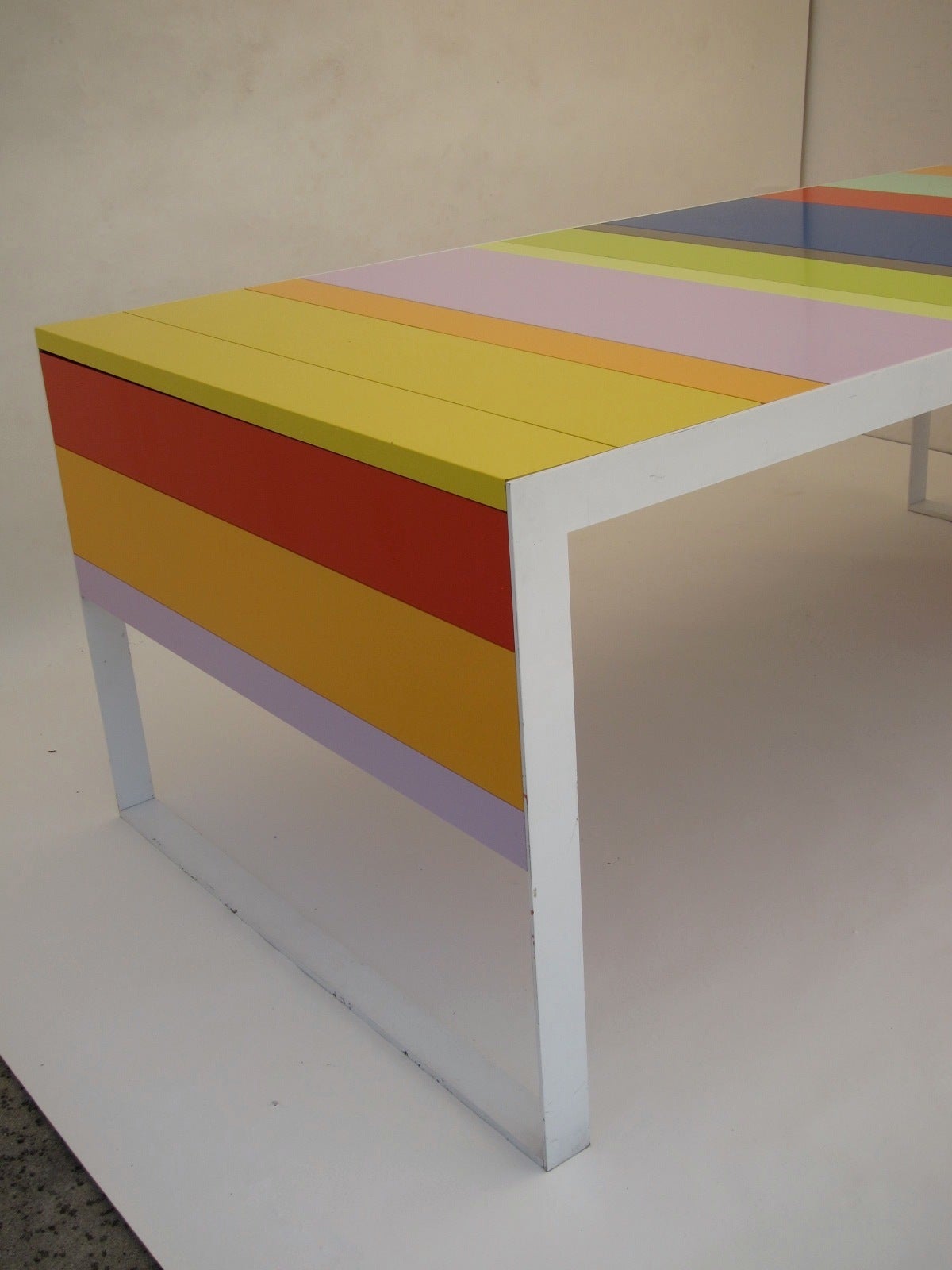 Italian Multicolored Desk In Good Condition For Sale In Palos Verdes Estates, CA