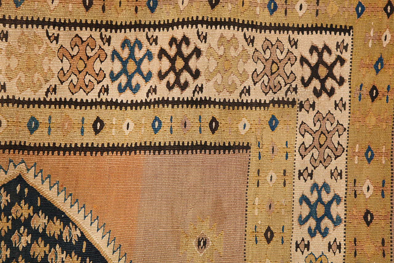Persian Bidjar Kilim, in Pure Wool and Natural Vegetable Dyes, circa 1890 4