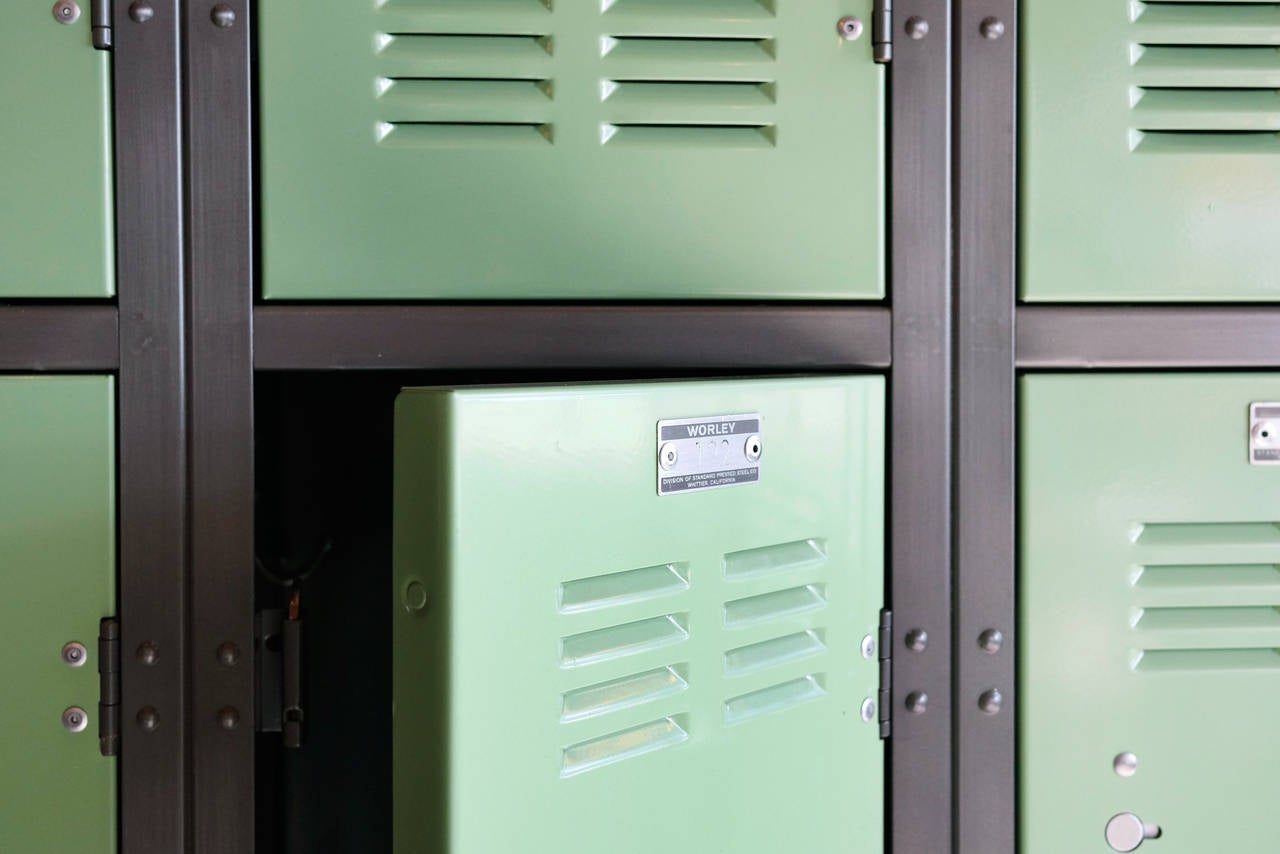 vertical basket storage