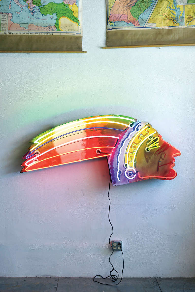 Vintage Neon Indian Head Sign, Handpainted In Excellent Condition In Alhambra, CA