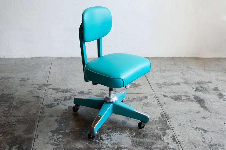 turquoise task chair