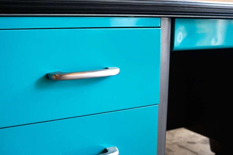 AllSteel Bumper Top Tanker Desk at 1stDibs allsteel tanker desk