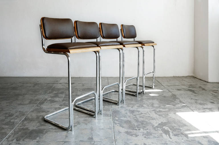Classic vintage set of modern chrome bar stools in the style of Marcel Breur and Mart Stam. Like the cesca chair that Breur designed in 1928, the cantilevered design of these stools plays form and function like the original iconic char. 

Our set