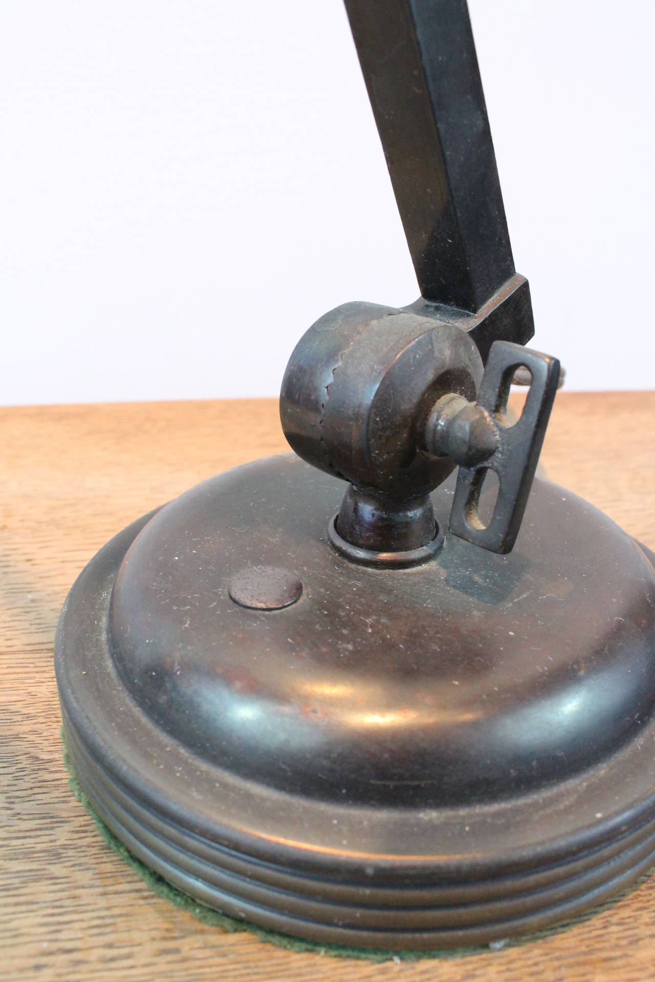 Machine Age Adjustable Brass Desk Lamp For Sale 5